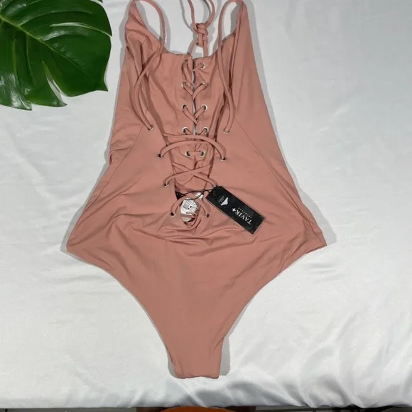 NWT TAVIK [ Medium ] Monahan Lace Up One Piece Swimsuit in‎ Rose Dawn